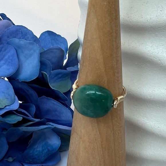 GREEN Quartz Gold Ring - Picture 1 of 15